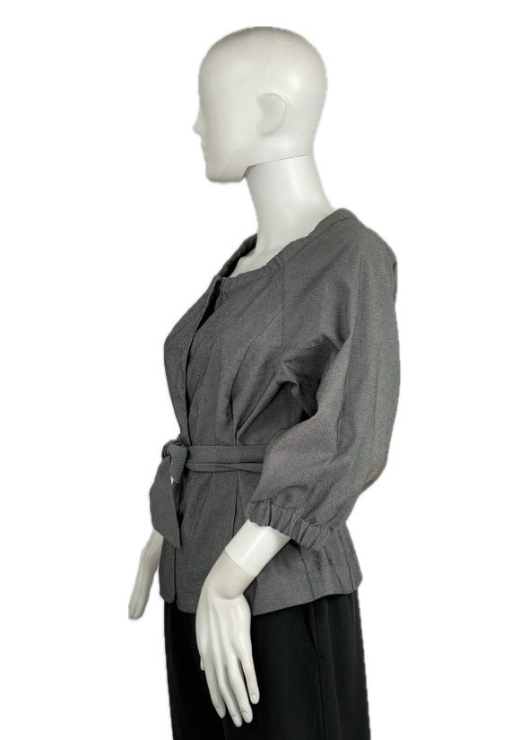 Blusa Kenneth Cole