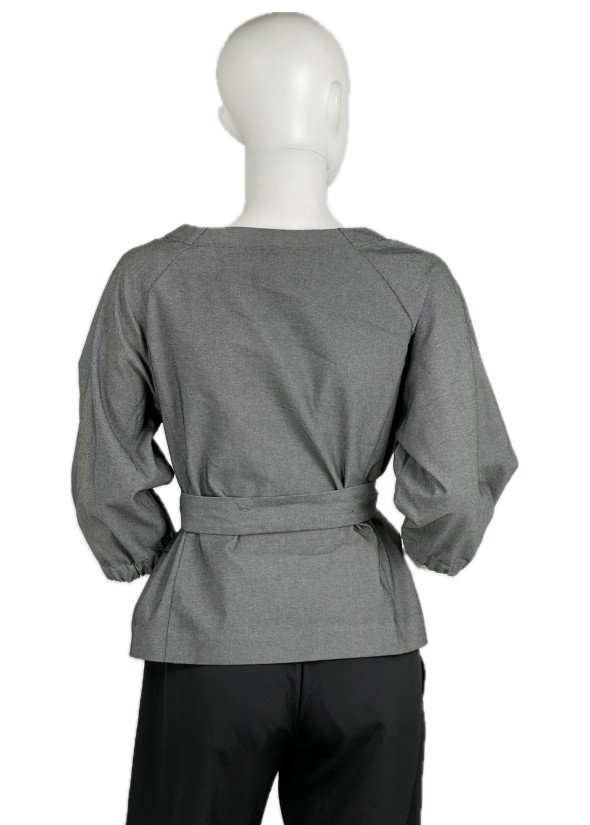 Blusa Kenneth Cole