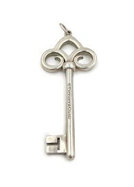 Dije Tiffany & Co. | Accesorio Auténtico Preloved Guatemala