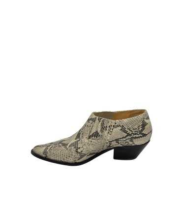 Zapatos Schutz | Calzado Auténtico Preloved Guatemala